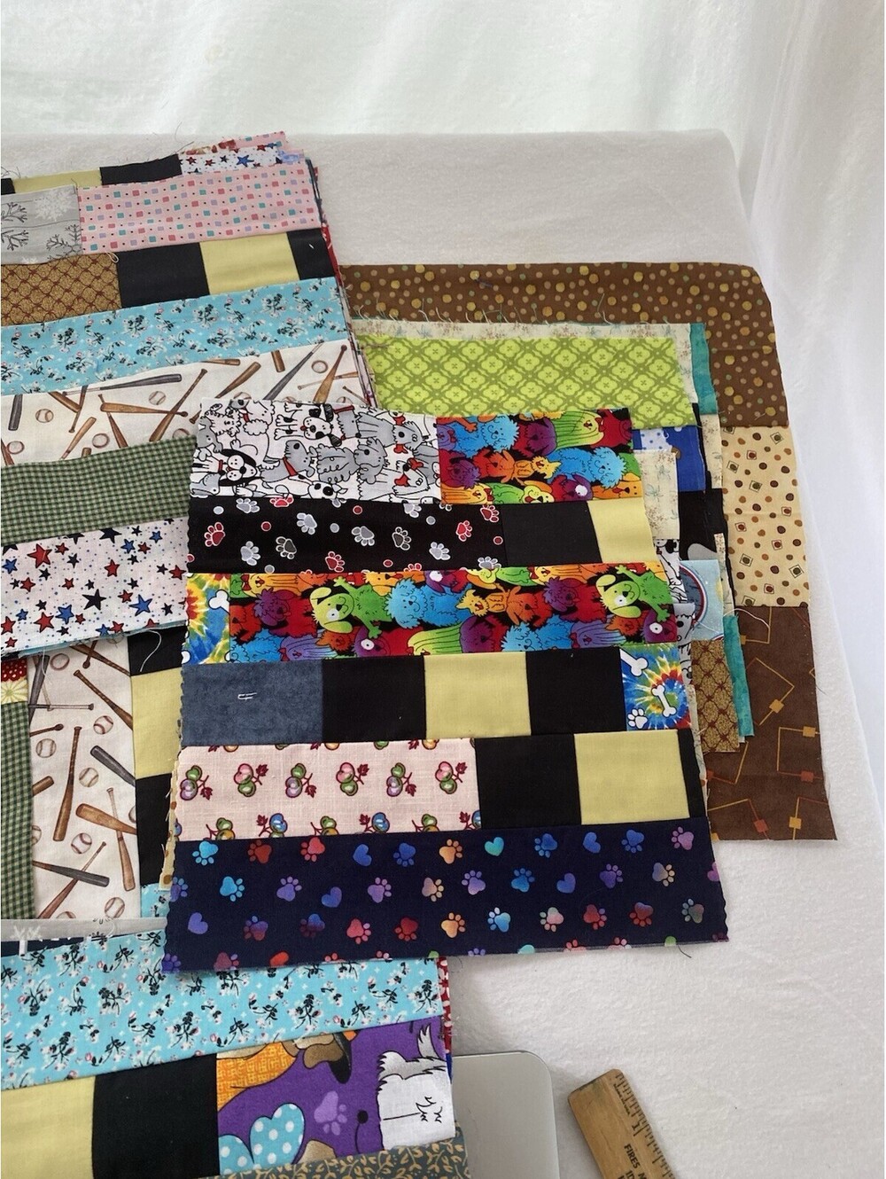 Set of 20 Handmade Quilted Scrap Strips Pieced Design Patchwork & Roll Of Strips